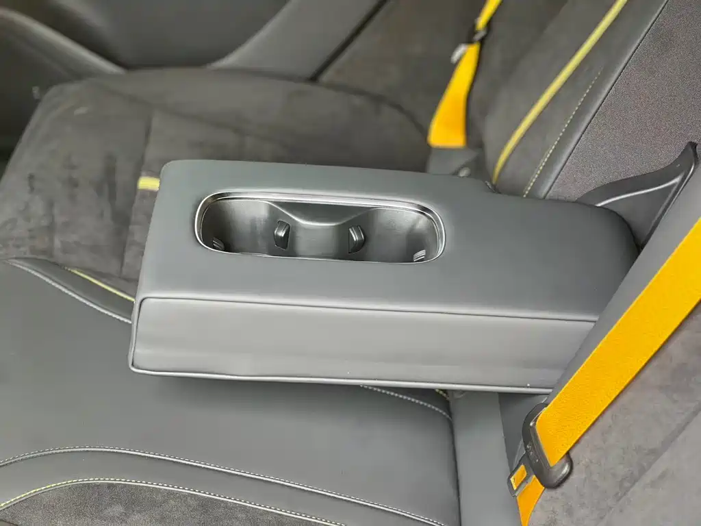 Xiaomi Auto Xiaomi SU7 Ultra 2025 - thumbnail 23