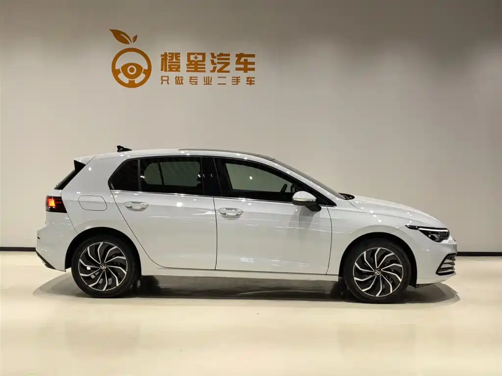 Volkswagen Golf 2023 280TSI DSG Pro 2023 - thumbnail 4