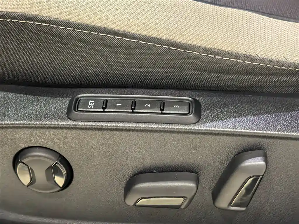 Volkswagen Golf 2023 280TSI DSG Pro 2023 - thumbnail 20