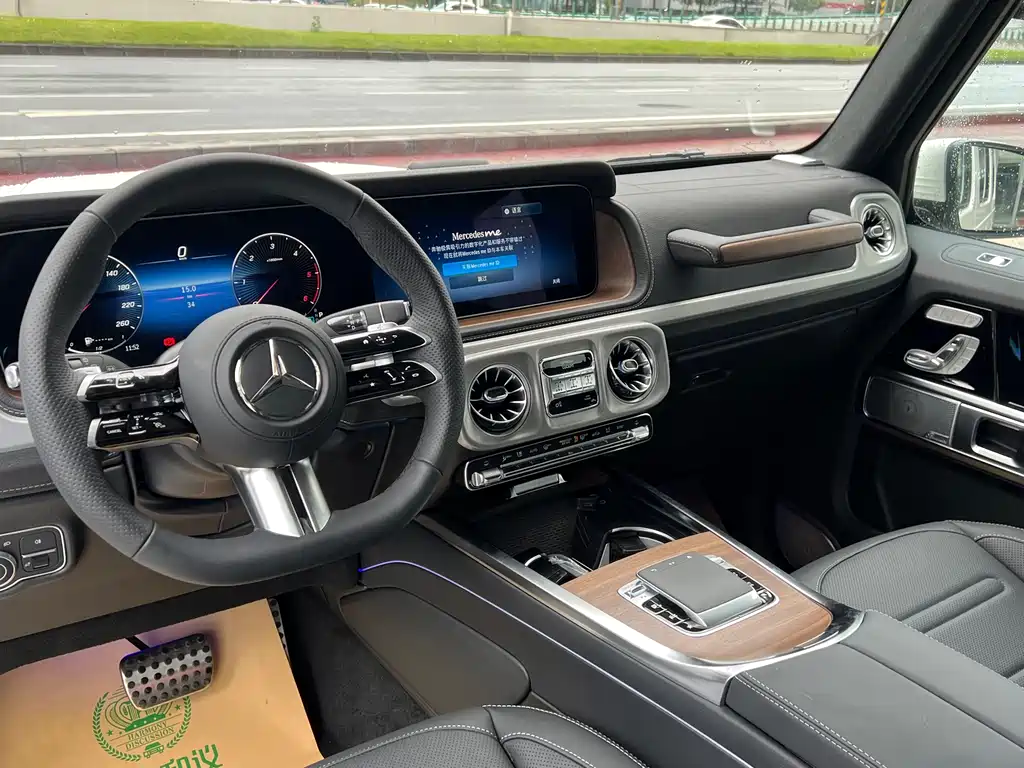 Mercedes-Benz Mercedes-Benz G-Class 2025 G 450 d 2026 - thumbnail 5