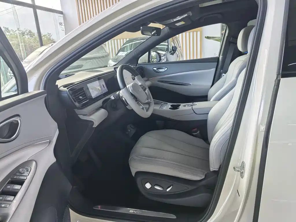 BYD Sealion 06 EV 2025 - thumbnail 5