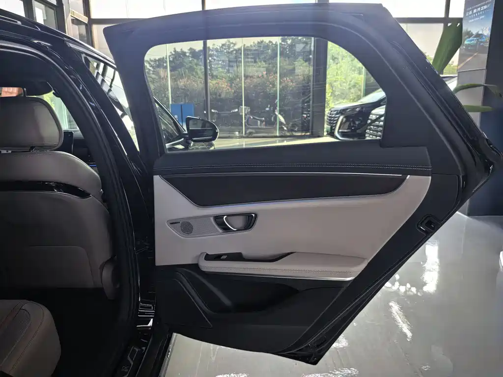 BYD Han 2025 EV Intelligent Driving Edition 701km LiDAR Flagship 2025 - thumbnail 17