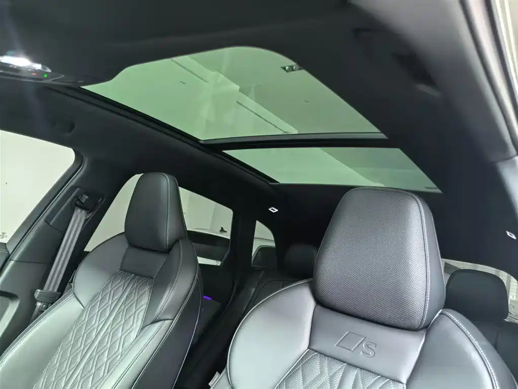 Audi Audi Q5L 2.0T PHEV 2026 - thumbnail 9