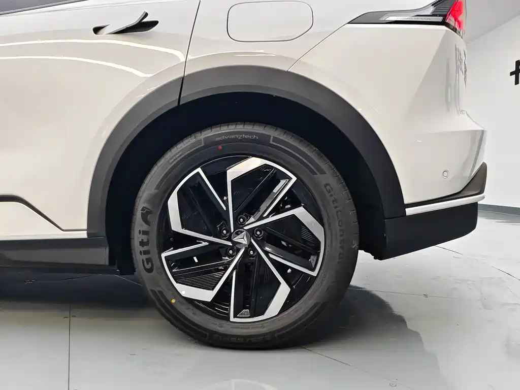 Deepal Auto Deepal S07 630 Ultra Huawei Qiankun ADS SE 2026 - thumbnail 21
