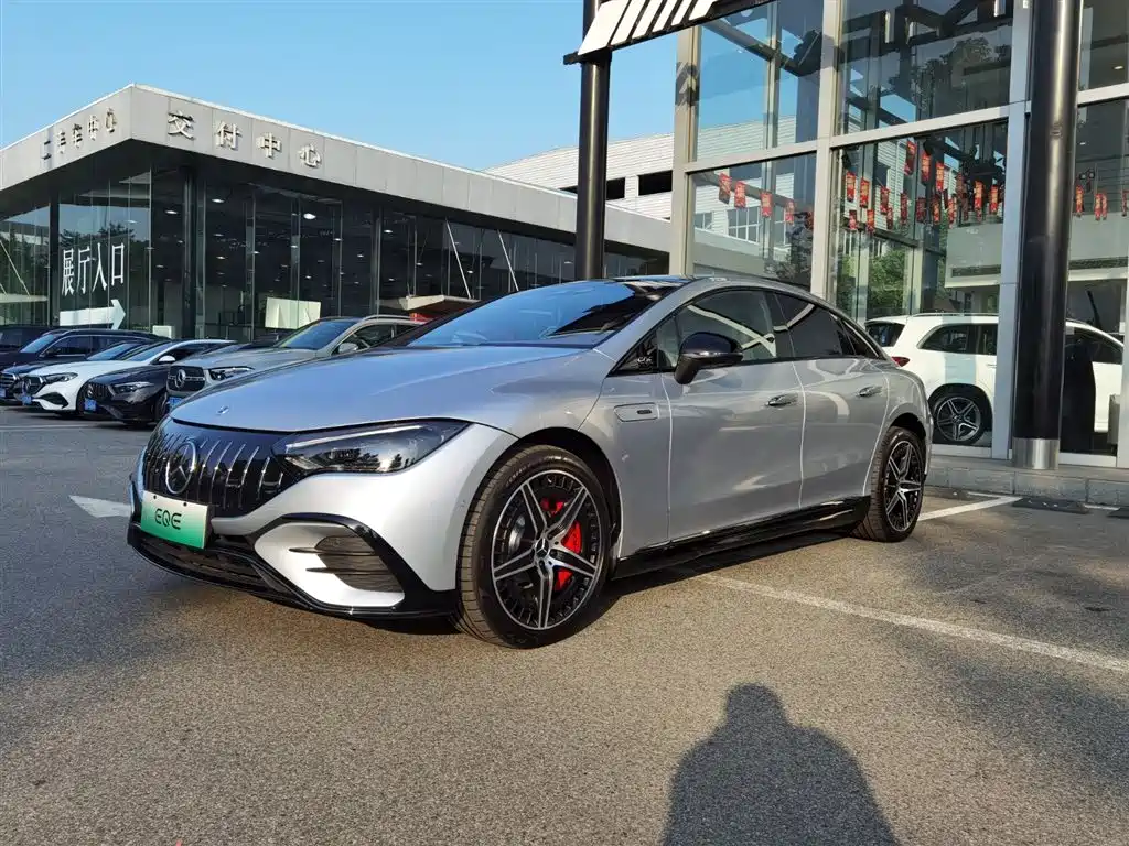 Mercedes-Benz Mercedes-Benz EQE AMG 53 4MATIC+ 2026 - thumbnail 4