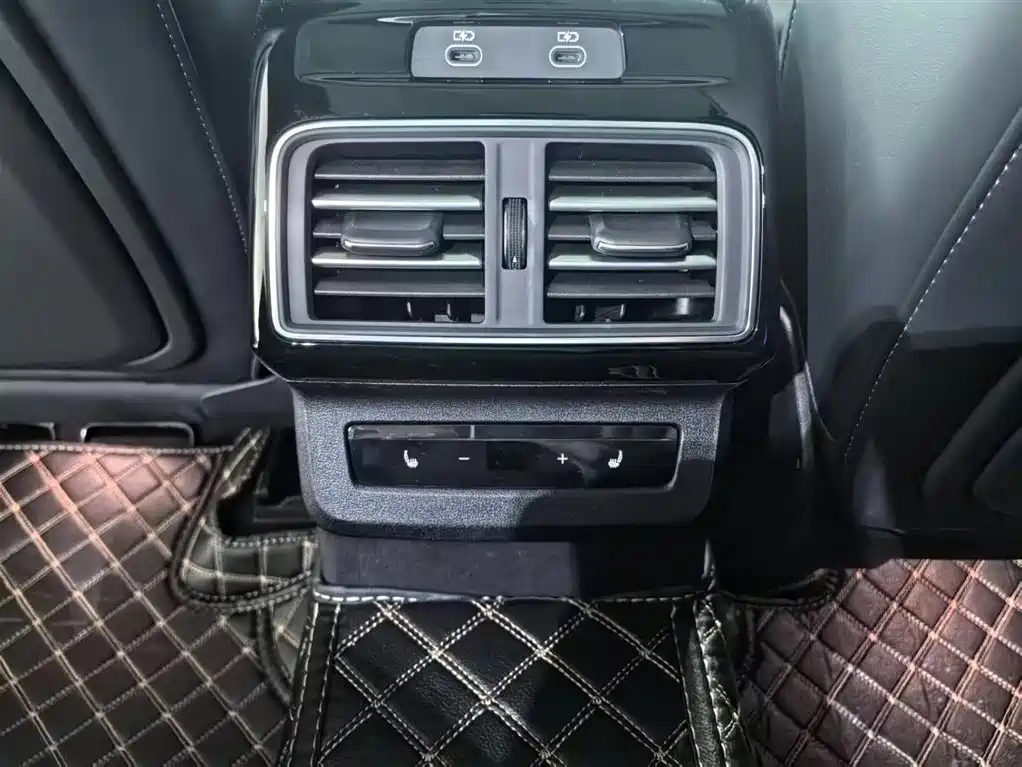 Audi Audi Q5L 2.0T PHEV 2026 - thumbnail 12