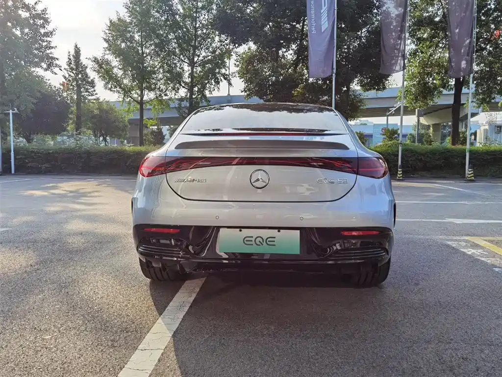 Mercedes-Benz Mercedes-Benz EQE AMG 53 4MATIC+ 2026 - thumbnail 6