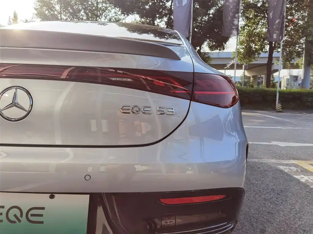 Mercedes-Benz Mercedes-Benz EQE AMG 53 4MATIC+ 2026 - thumbnail 10