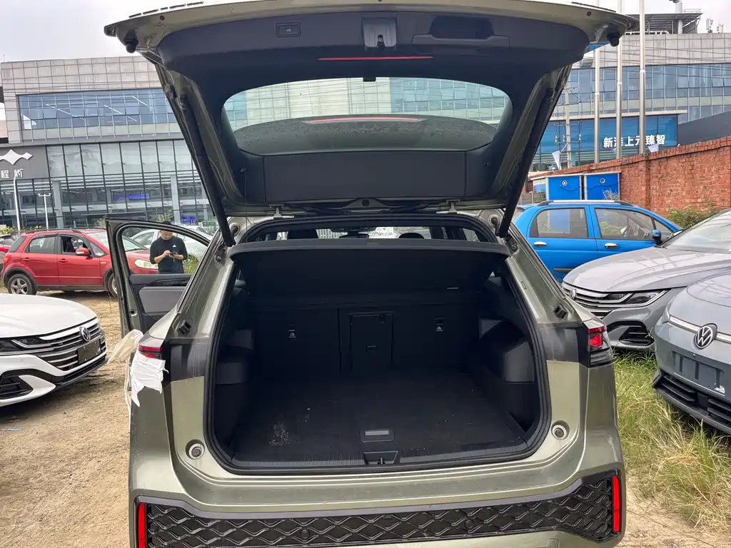 Volkswagen Tayron L 380TSI AWD Luxury Easy Package 2026 - thumbnail 7