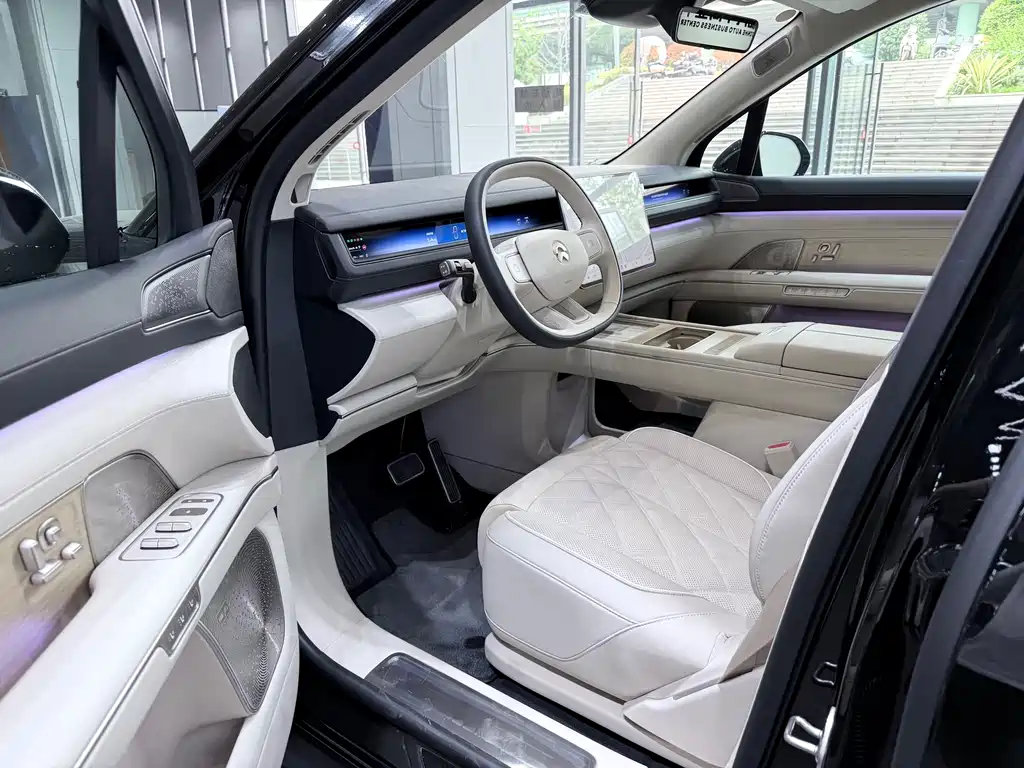 NIO NIO ES8 2026 Six-Seat Executive Luxury Edition 2026 - thumbnail 4