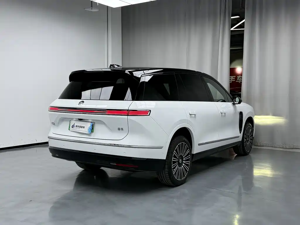 NIO NIO ES8 2026 - thumbnail 18