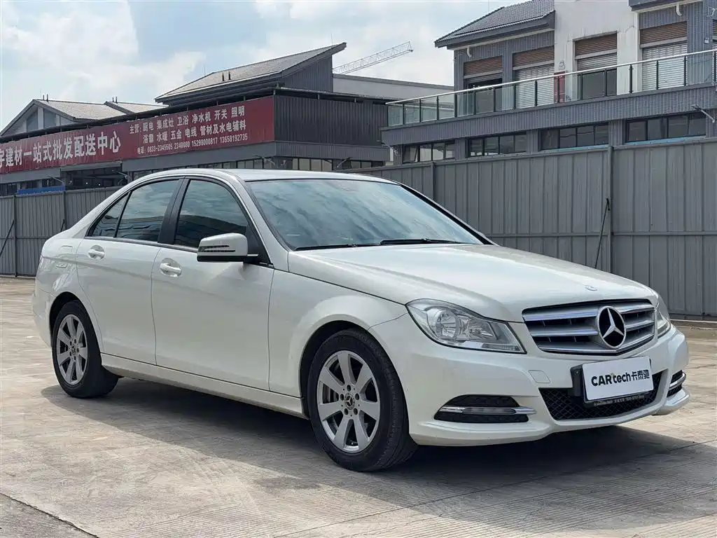 Mercedes-Benz Mercedes-Benz C-Class 2013 C 180 CGI Classic 2012 - thumbnail 30