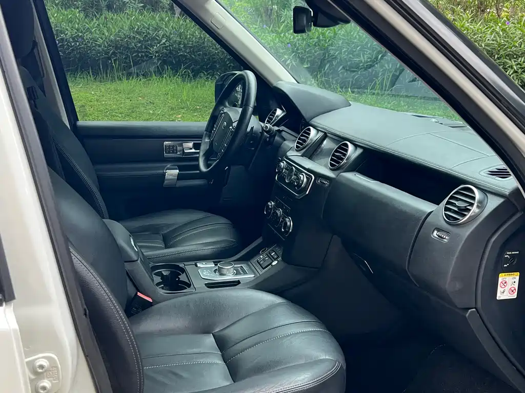 Land Rover Land Rover Discovery 2016 3.0 SC V6 HSE 2016 - thumbnail 10