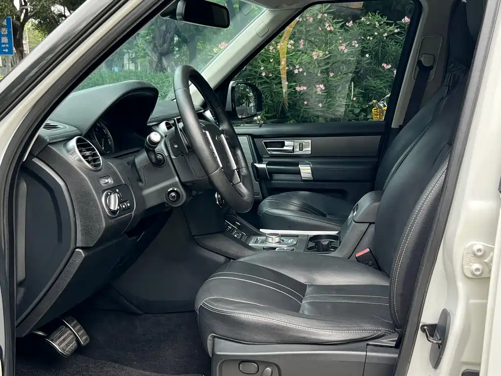 Land Rover Land Rover Discovery 2016 3.0 SC V6 HSE 2016 - thumbnail 13