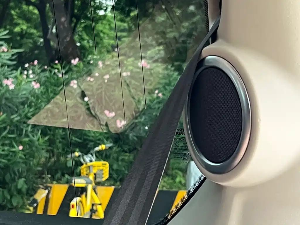 Land Rover Land Rover Discovery 2016 3.0 SC V6 HSE 2016 - thumbnail 17