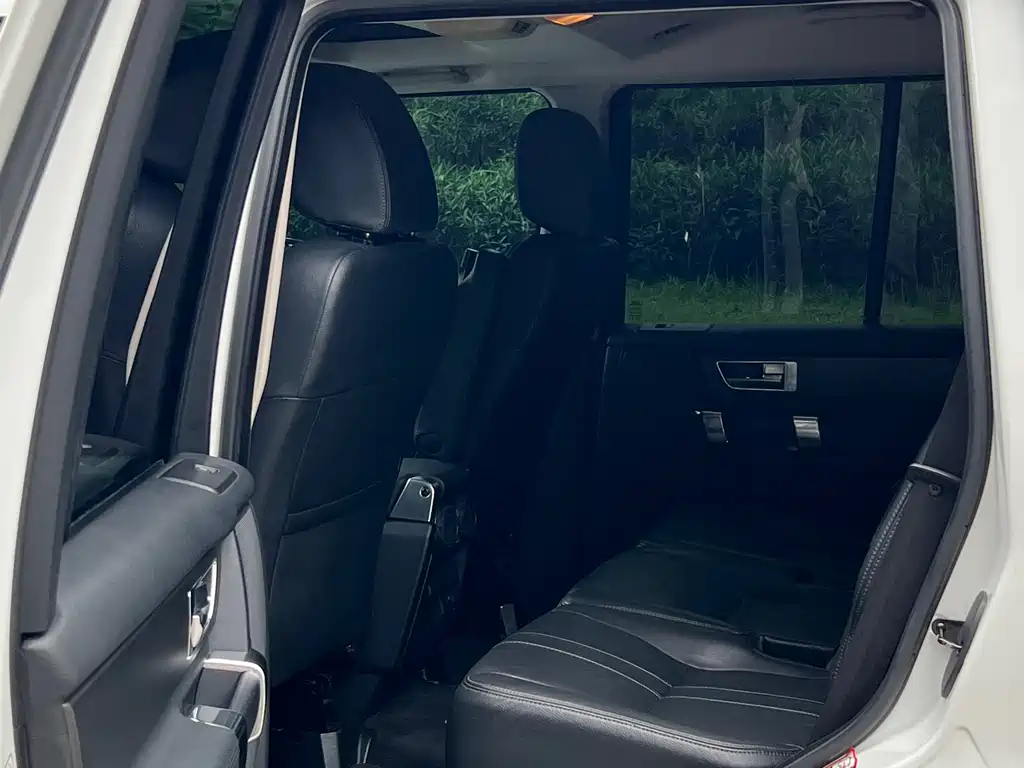 Land Rover Land Rover Discovery 2016 3.0 SC V6 HSE 2016 - thumbnail 21