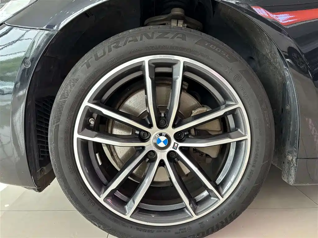 BMW BMW 5 Series 2022 525Li M Sport Package 2022 - thumbnail 8