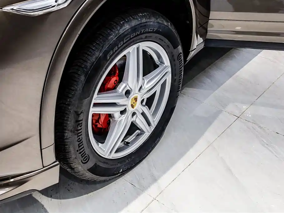 Porsche 2011 Porsche Cayenne 3.0T 2012 - thumbnail 8