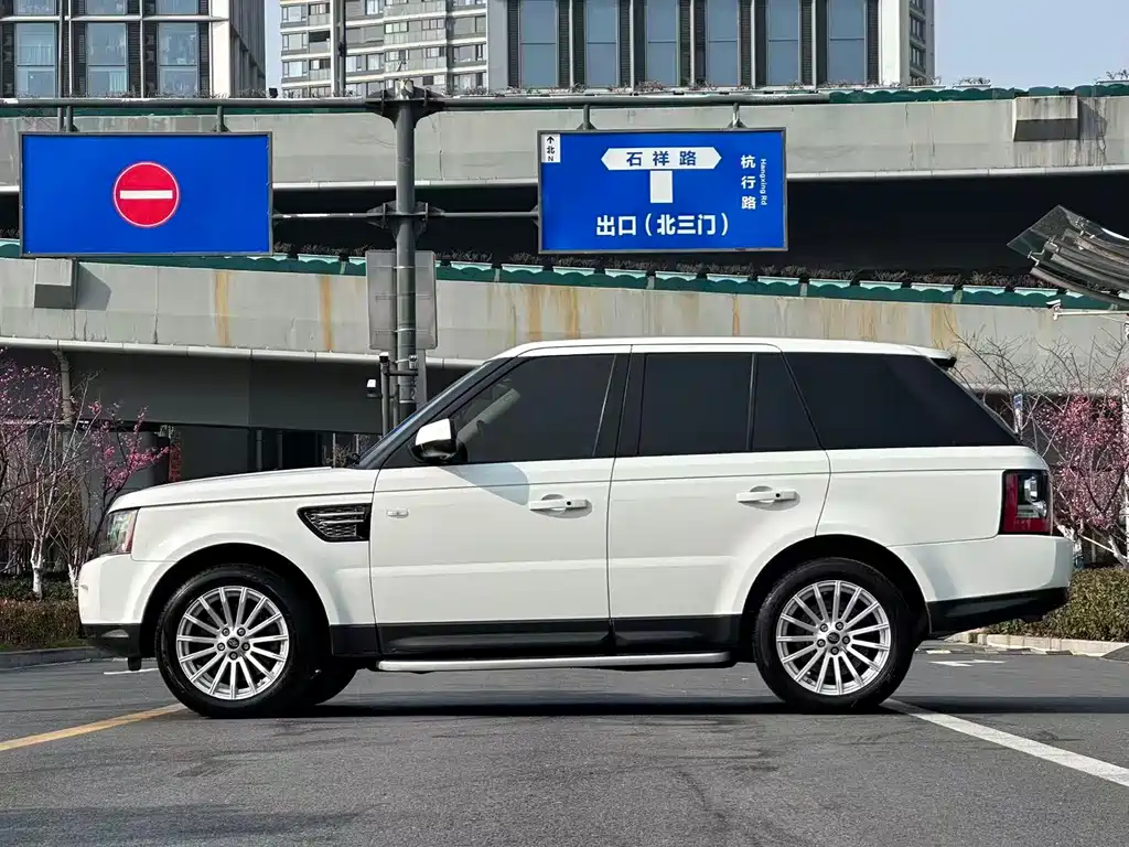 Land Rover Range Rover Sport 2013 3.0 TDV6 Black Label Limited Edition 2013 - thumbnail 7