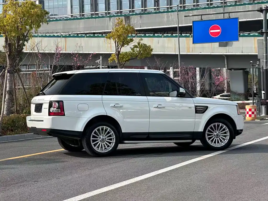 Land Rover Range Rover Sport 2013 3.0 TDV6 Black Label Limited Edition 2013 - thumbnail 13
