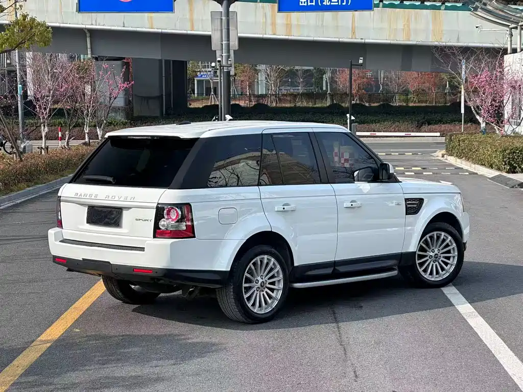 Land Rover Range Rover Sport 2013 3.0 TDV6 Black Label Limited Edition 2013 - thumbnail 14