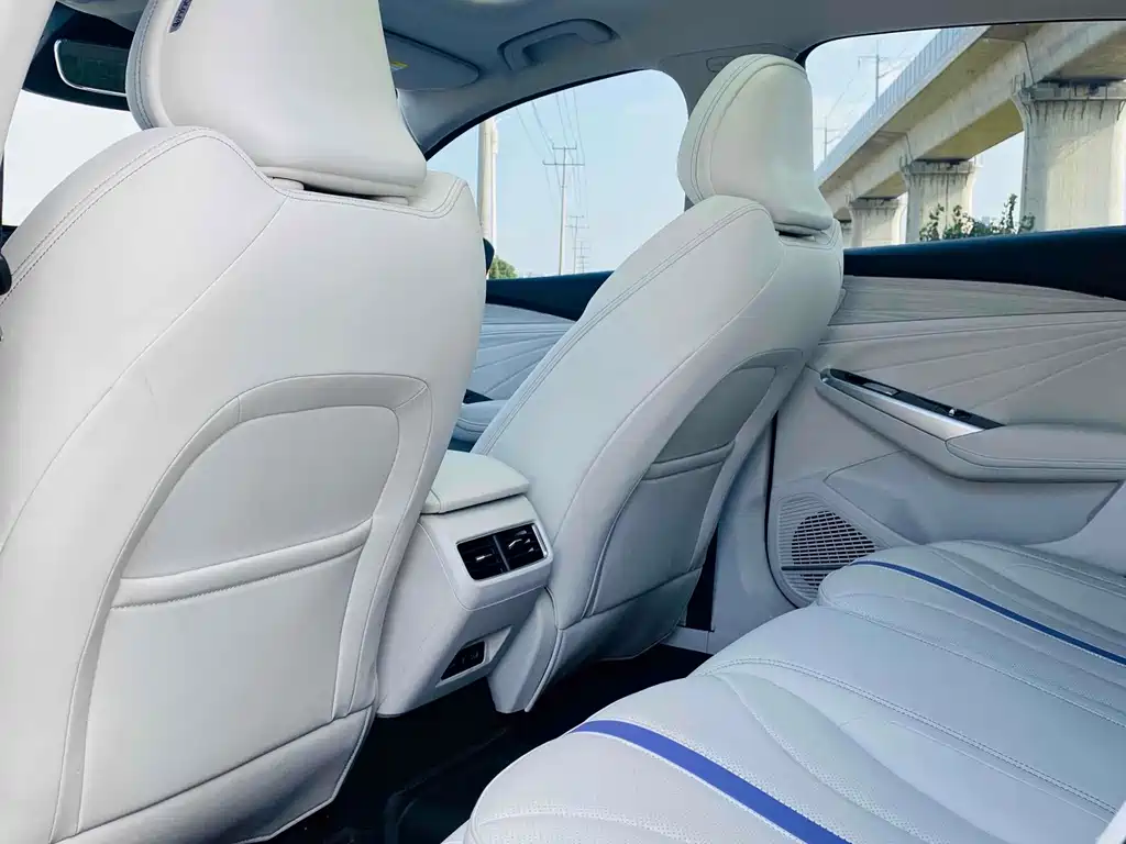 Geely Auto Geely Preface 2024 HEV 1.5TD Tiangong Edition 2023 - thumbnail 6