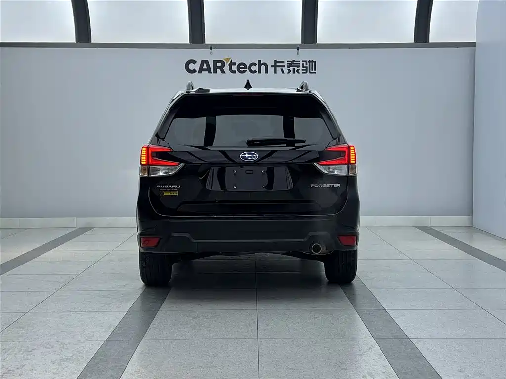 Subaru 2022 Subaru Forester 2.0i AWD Luxury Edition with EyeSight 2022 - thumbnail 3