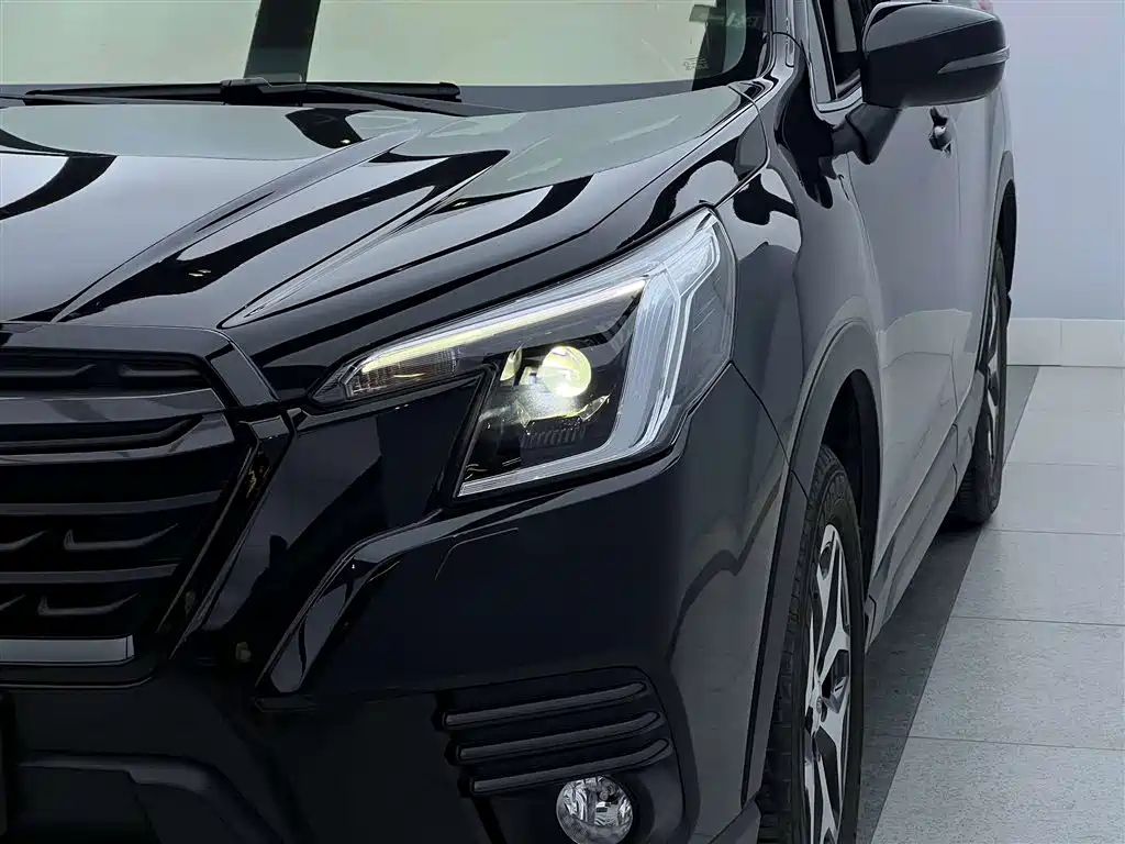 Subaru 2022 Subaru Forester 2.0i AWD Luxury Edition with EyeSight 2022 - thumbnail 5