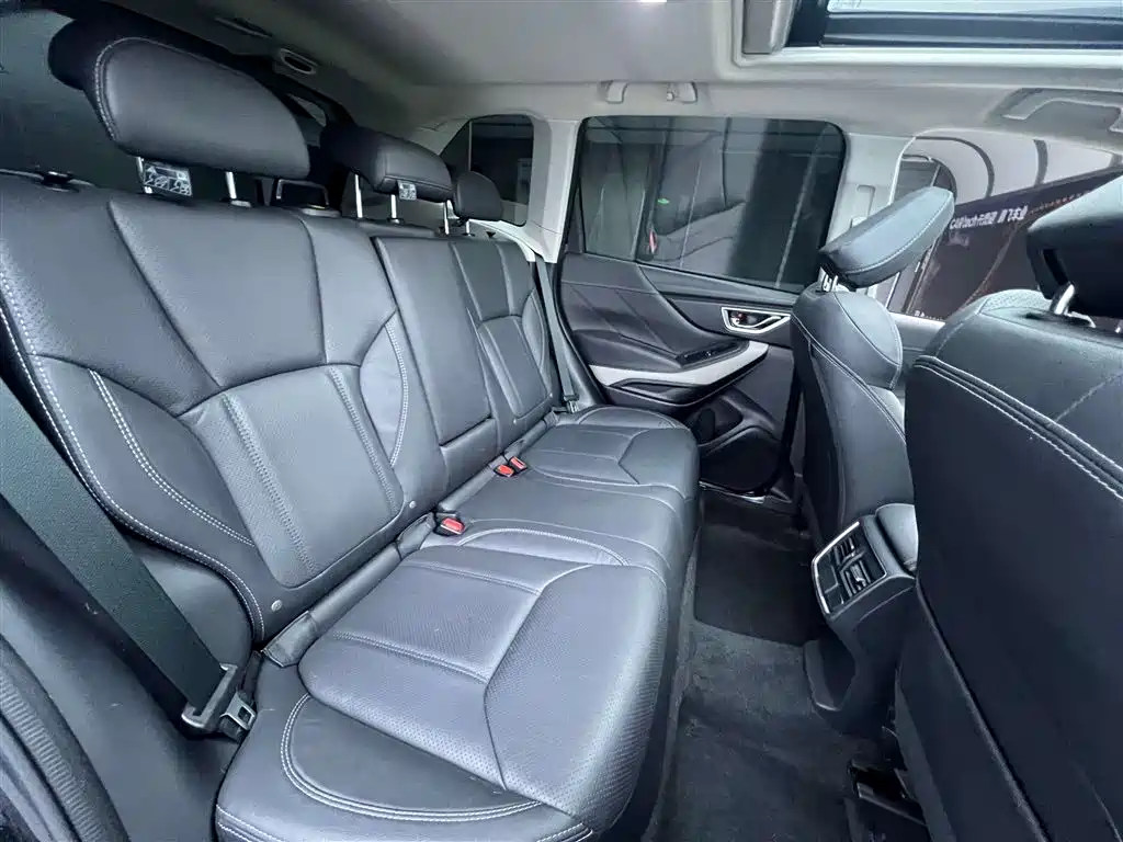 Subaru 2022 Subaru Forester 2.0i AWD Luxury Edition with EyeSight 2022 - thumbnail 16