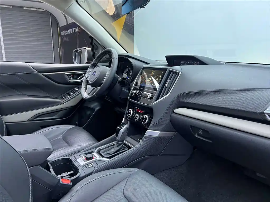 Subaru 2022 Subaru Forester 2.0i AWD Luxury Edition with EyeSight 2022 - thumbnail 18