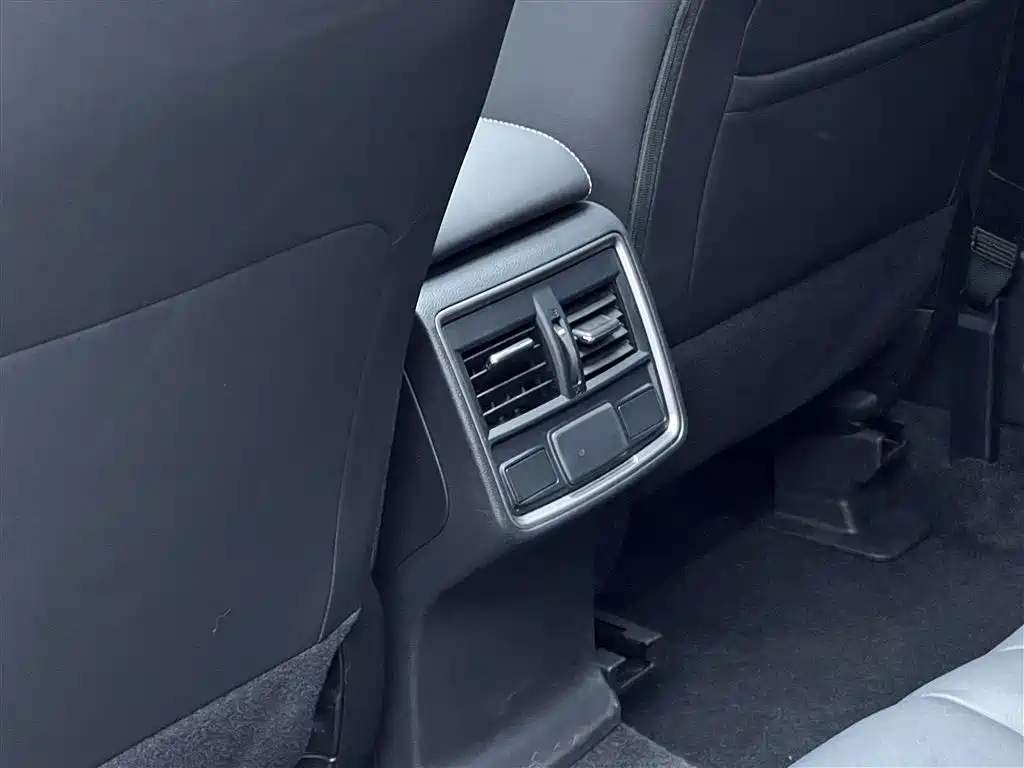 Subaru 2022 Subaru Forester 2.0i AWD Luxury Edition with EyeSight 2022 - thumbnail 22