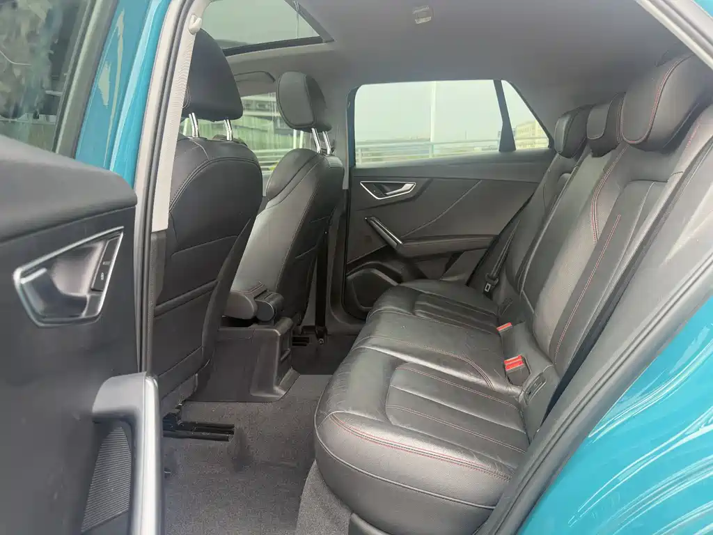 Audi Audi Q2L 2022 35 TFSI Entry Dynamic 2022 - thumbnail 9