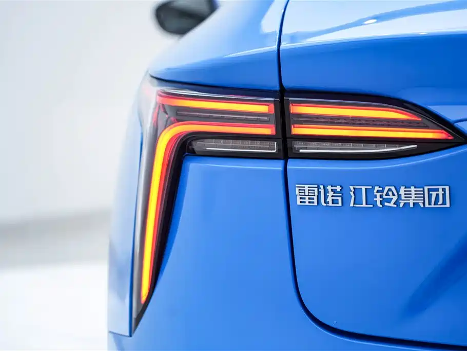 Jiangling Group New Energy JMC Yi 2023 Dream Chaser Edition 40 Standard 2025 - thumbnail 8