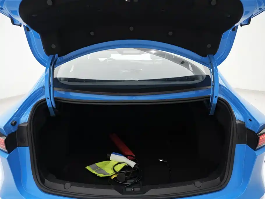 Jiangling Group New Energy JMC Yi 2023 Dream Chaser Edition 40 Standard 2025 - thumbnail 23