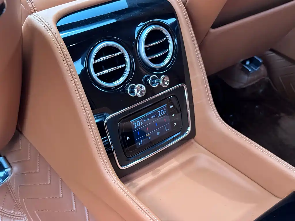 Bentley Bentley Flying Spur 2017 4.0T V8 S Standard Edition 2019 - thumbnail 18