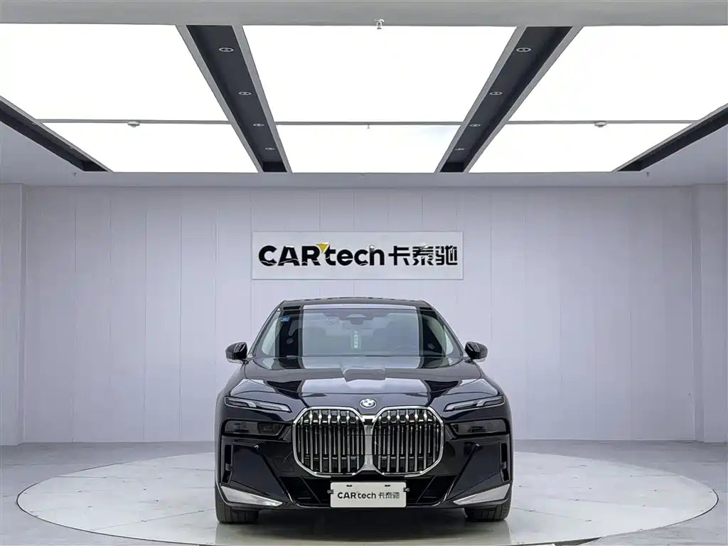 BMW BMW 7 Series 2023 735Li M Sport Package 2023 - thumbnail 3
