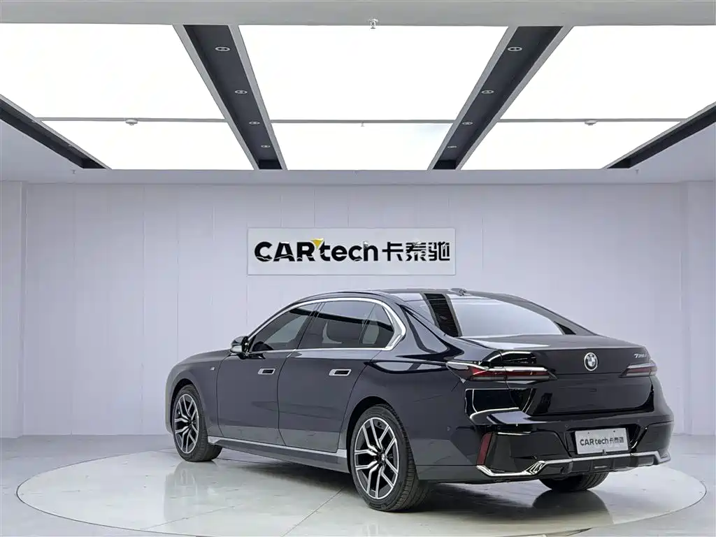 BMW BMW 7 Series 2023 735Li M Sport Package 2023 - thumbnail 5