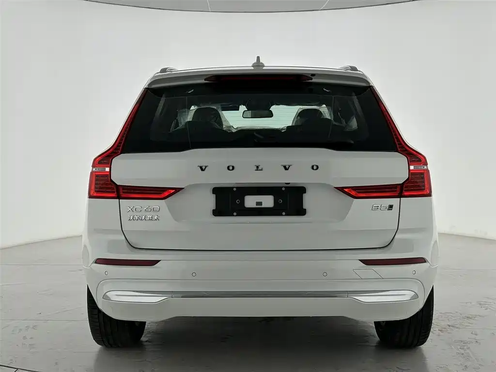 Volvo Volvo XC60 2024 B5 AWD Inscription 2026 - thumbnail 25