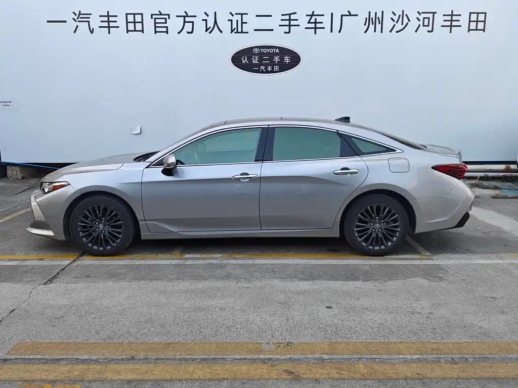 Toyota Avalon 2019 2.5L Touring Premium Edition China V 2020 - thumbnail 4