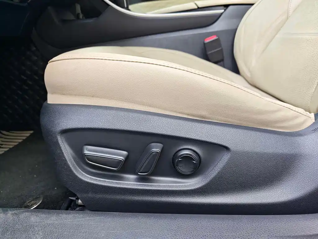 Toyota Avalon 2019 2.5L Touring Premium Edition China V 2020 - thumbnail 14