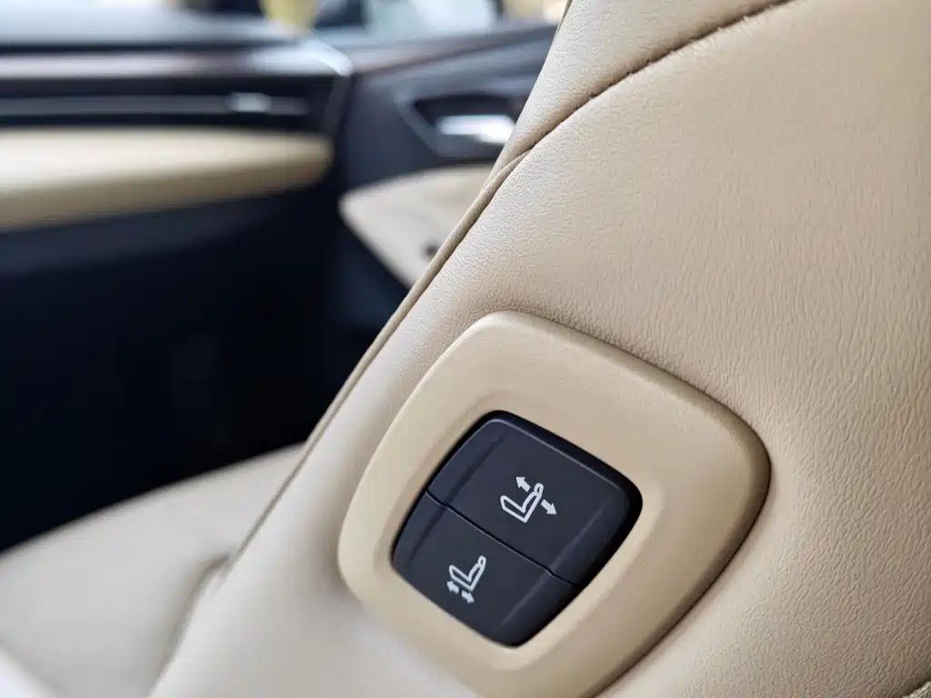 Toyota Avalon 2019 2.5L Touring Premium Edition China V 2020 - thumbnail 23