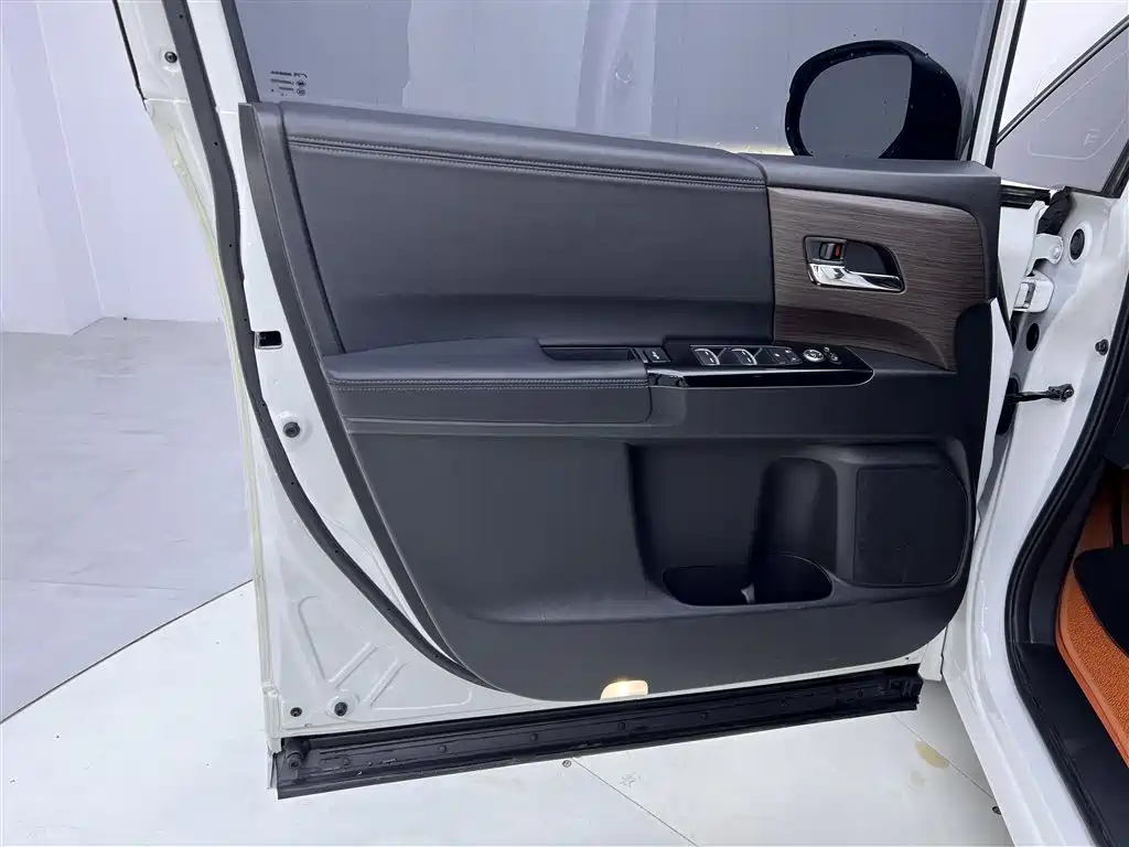 Honda Honda Odyssey 2024 2.0L e:HEV Sharp Lingxiang Edition 2024 - thumbnail 17