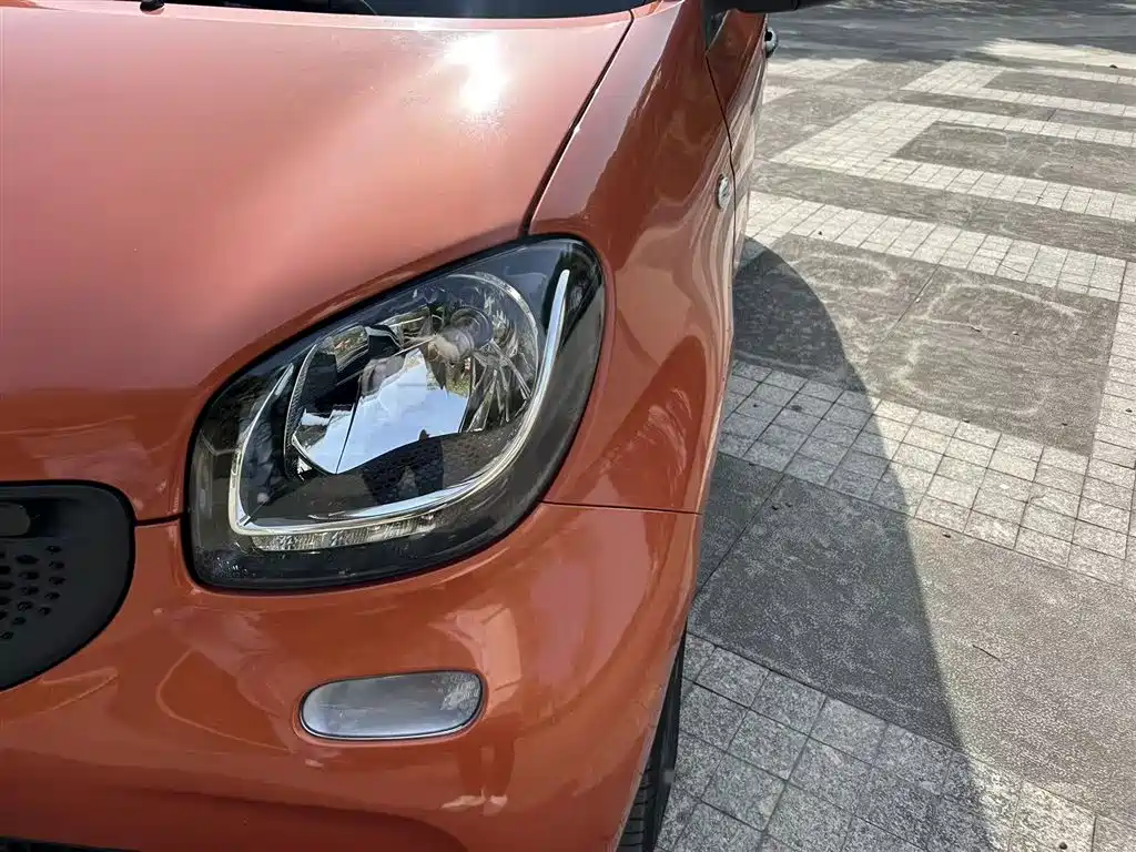 smart smart forfour 2016 1.0L 52 kW Passion Edition 2018 - thumbnail 9