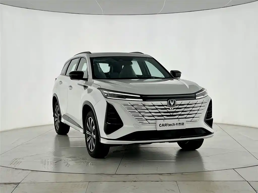 Changan Changan CS75 PLUS 2025 3rd Generation Champion Edition 1.5T Jinghang 2026 - thumbnail 2