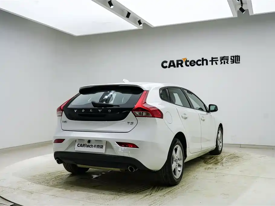 Volvo Volvo V40 2016 T3 2016 - thumbnail 5