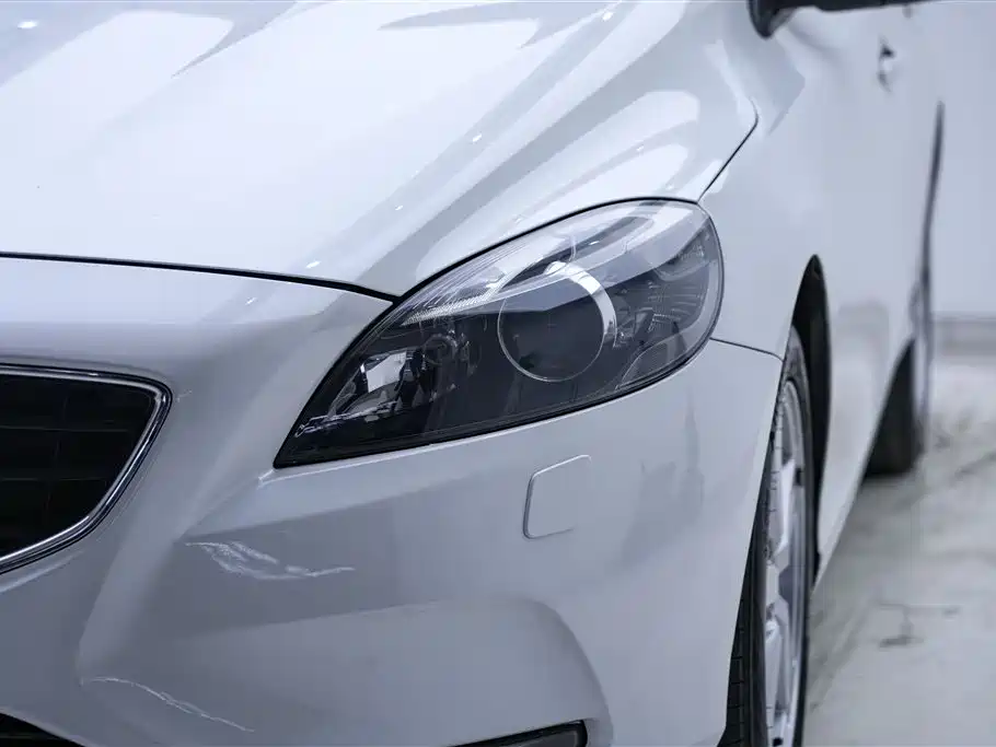 Volvo Volvo V40 2016 T3 2016 - thumbnail 8