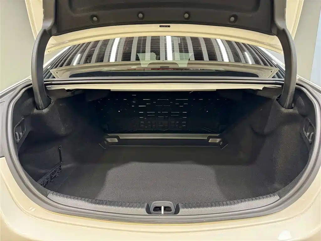 Mercedes-Benz Mercedes-Benz C-Class 2024 C 260 L Sport 2023 - thumbnail 12
