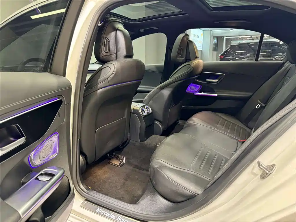 Mercedes-Benz Mercedes-Benz C-Class 2024 C 260 L Sport 2023 - thumbnail 28