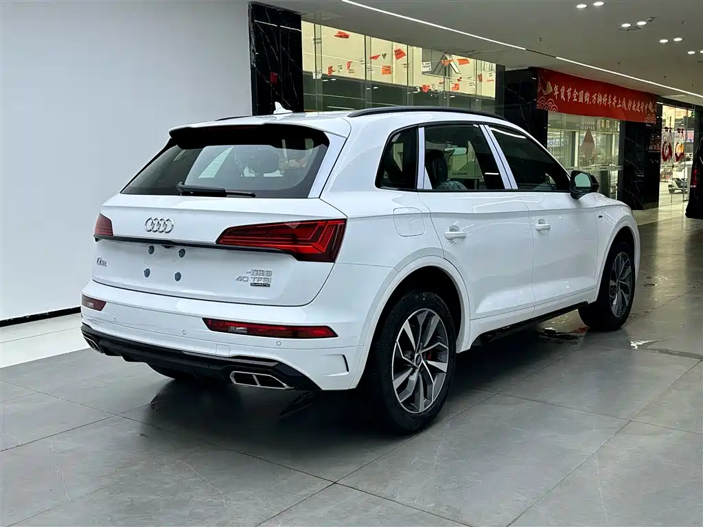 Audi Audi Q5L 2024 40 TFSI Luxury Dynamic Edition 2026 - thumbnail 6