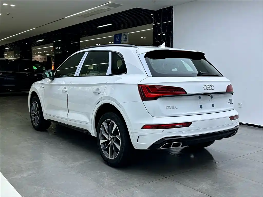 Audi Audi Q5L 2024 40 TFSI Luxury Dynamic Edition 2026 - thumbnail 7